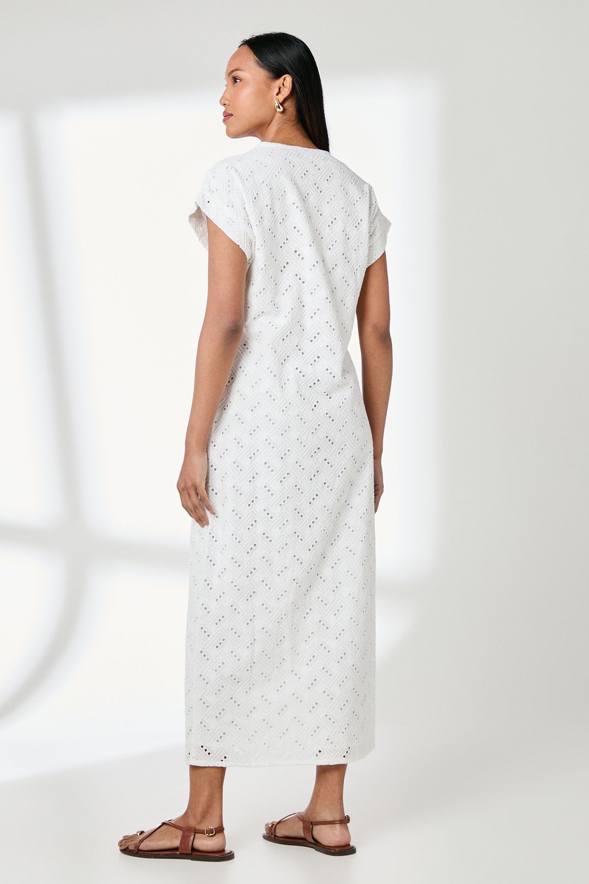 Principles White Broderie Pocket Detail Midi Shirt Dress White image 3