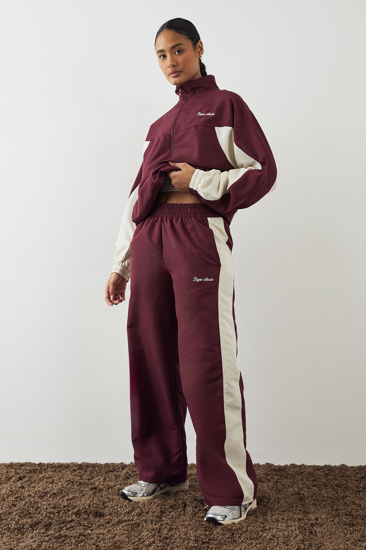 DSGN Studio DSGN Studio Woven Colour Block Straight Leg Jogger Burgundy