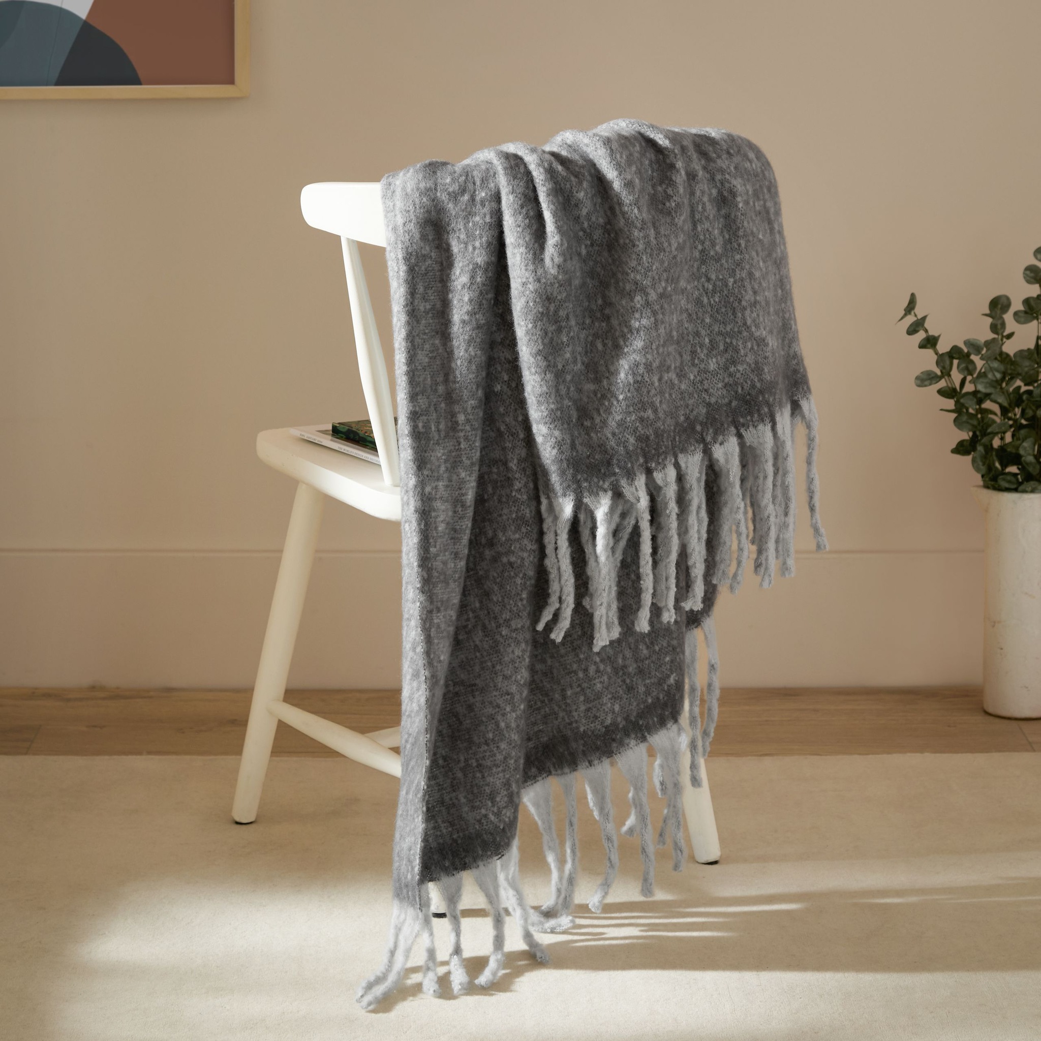 Furn Cozy Woven Tasselled Throw image 1