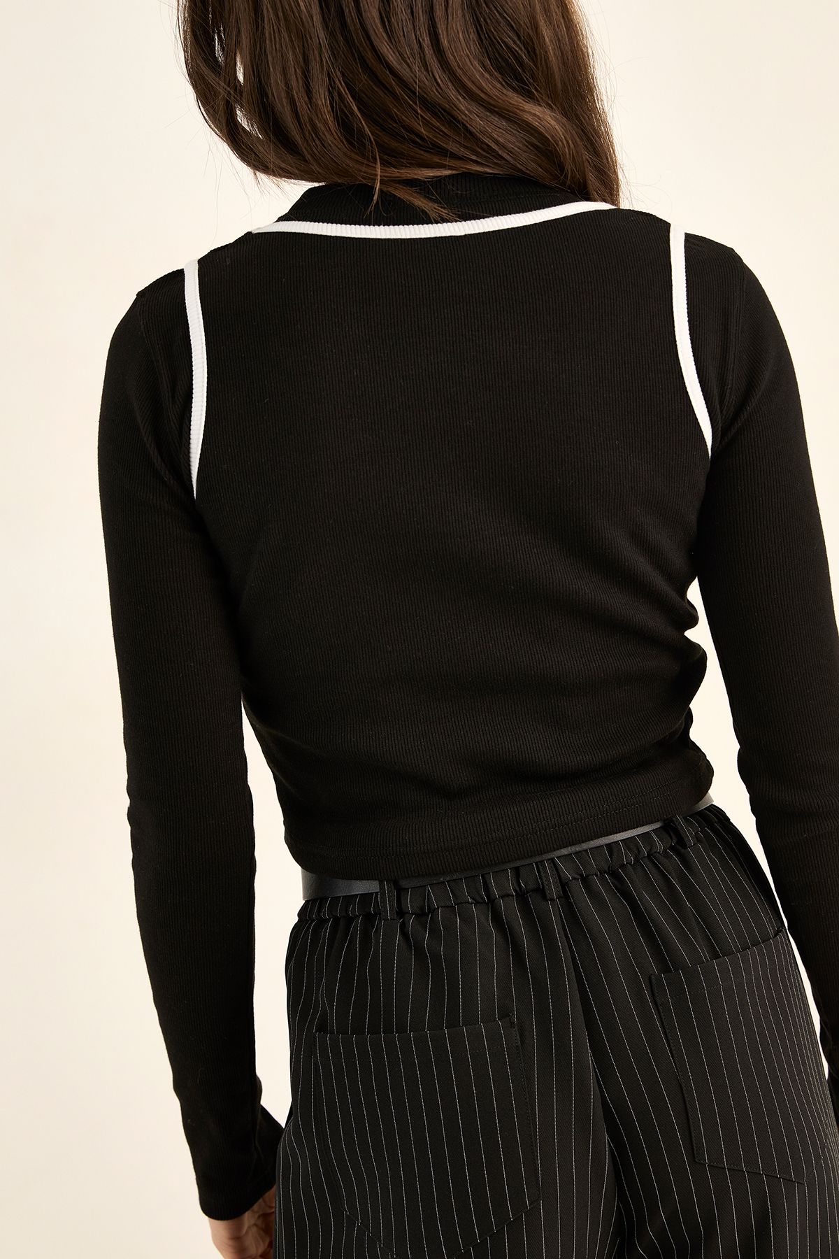 NastyGal Double Layer Contrast Colour Long Sleeve Ribbed Top Black image 3