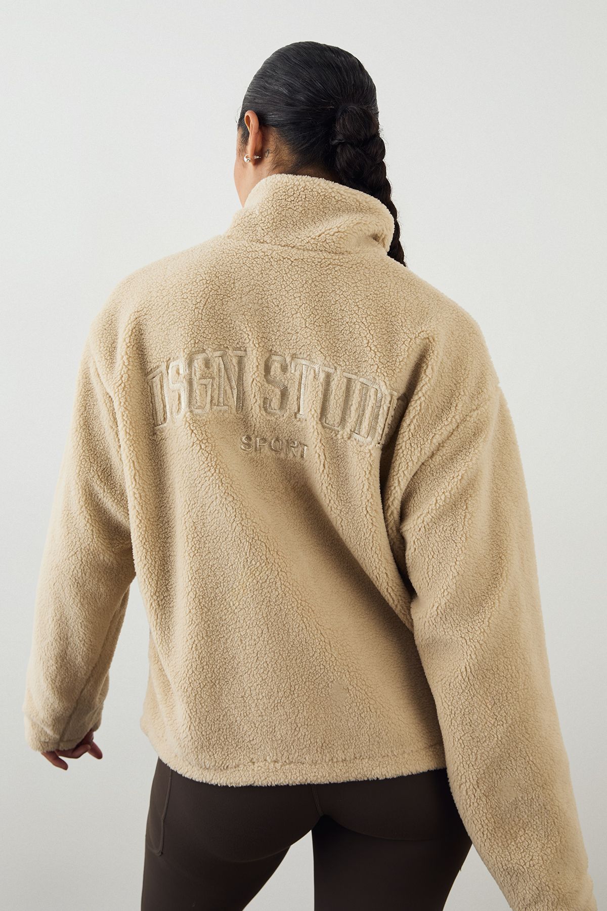 DSGN Studio DSGN Studio Borg Zip Through Funnel Neck Jacket Beige image 2