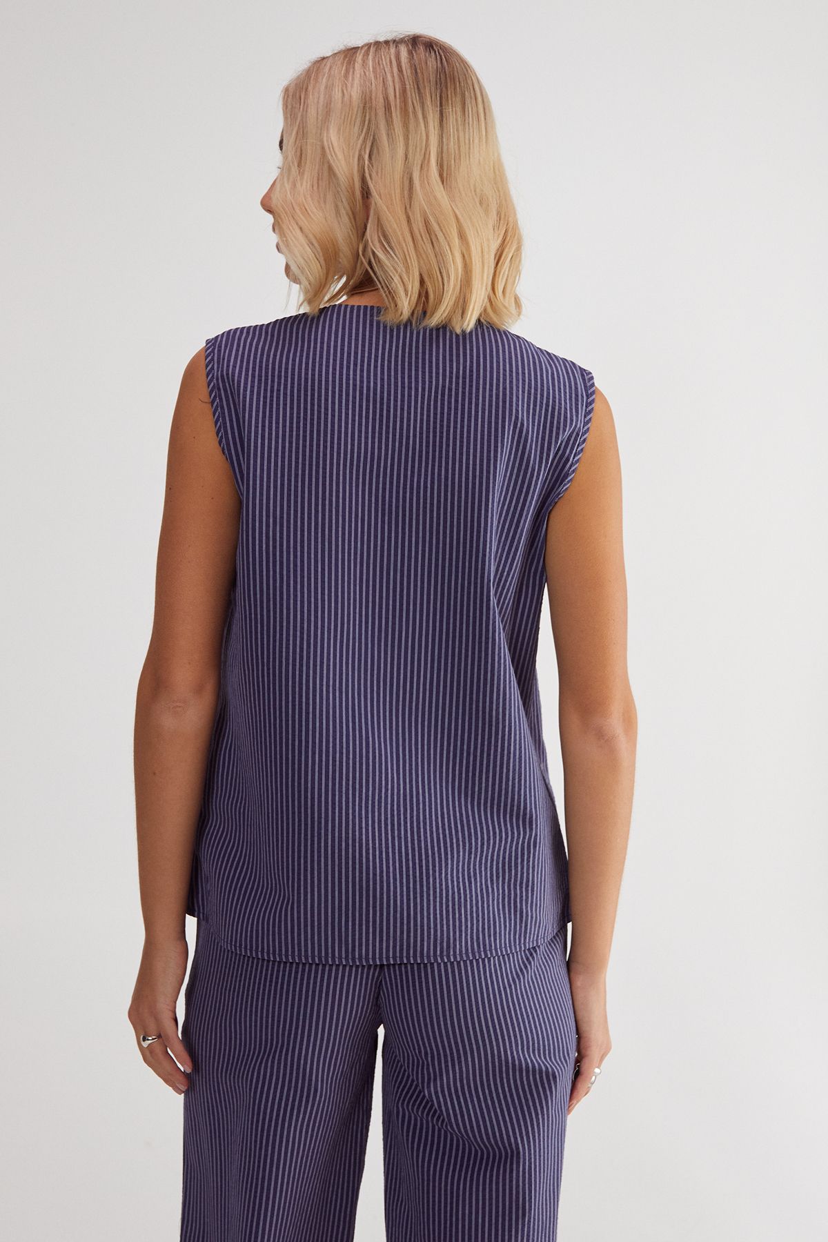 NastyGal Stripe Sleeveless Vest Navy image 5