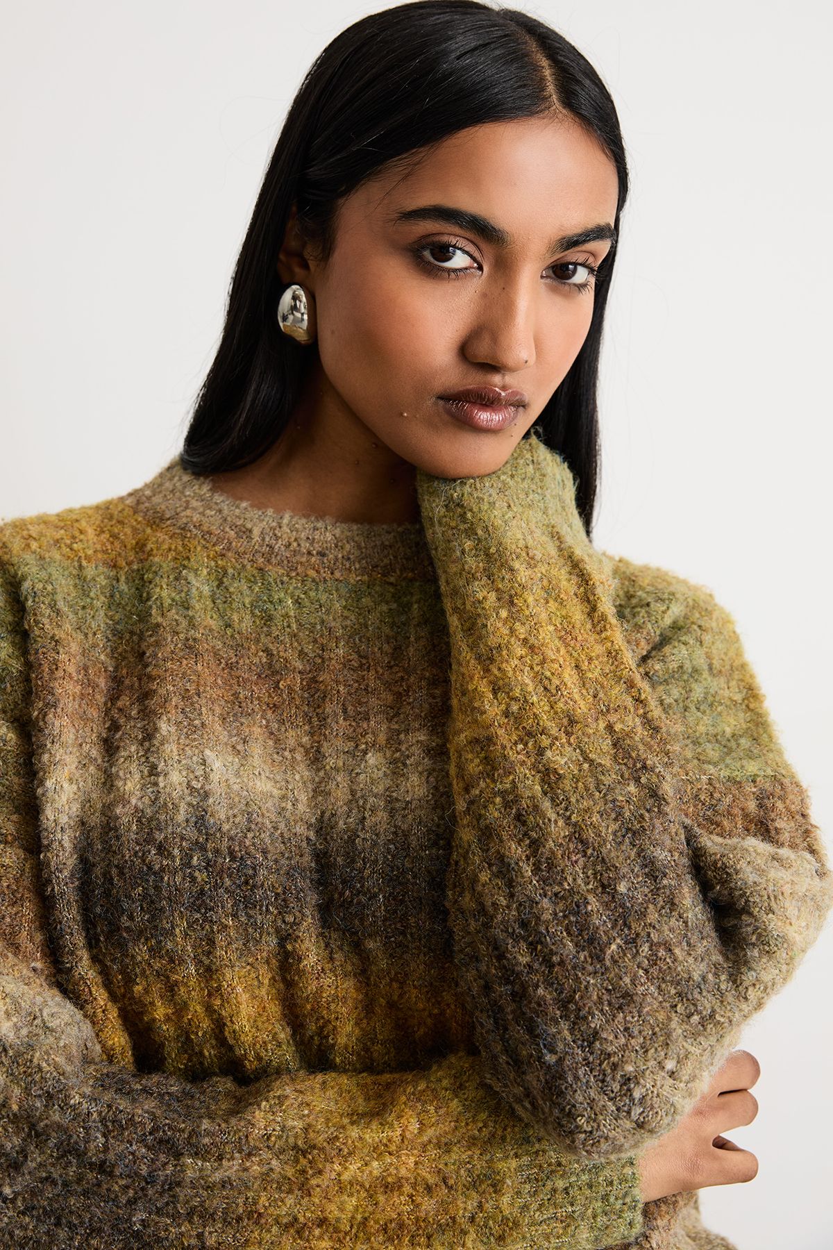 Warehouse Ombre Knitted Crew Neck Jumper Olive image 4