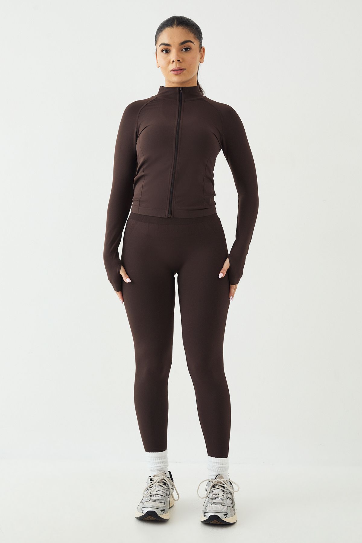 DSGN Studio DSGN Studio Sport Ultra Contour Seamless Zip Through Sports Jacket Coffee Bean image 5