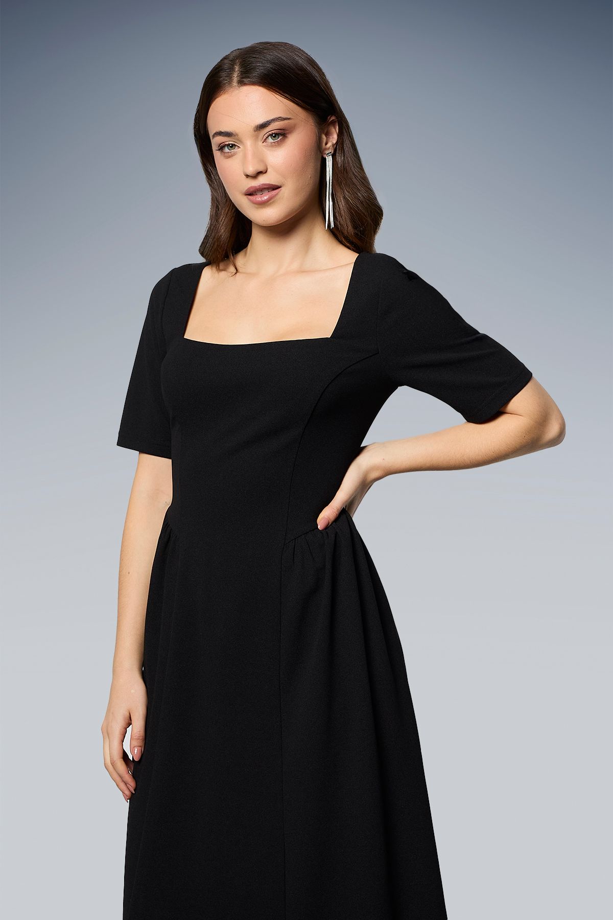 Dorothy Perkins Square Neck Seam Detail Midi Dress Black image 2