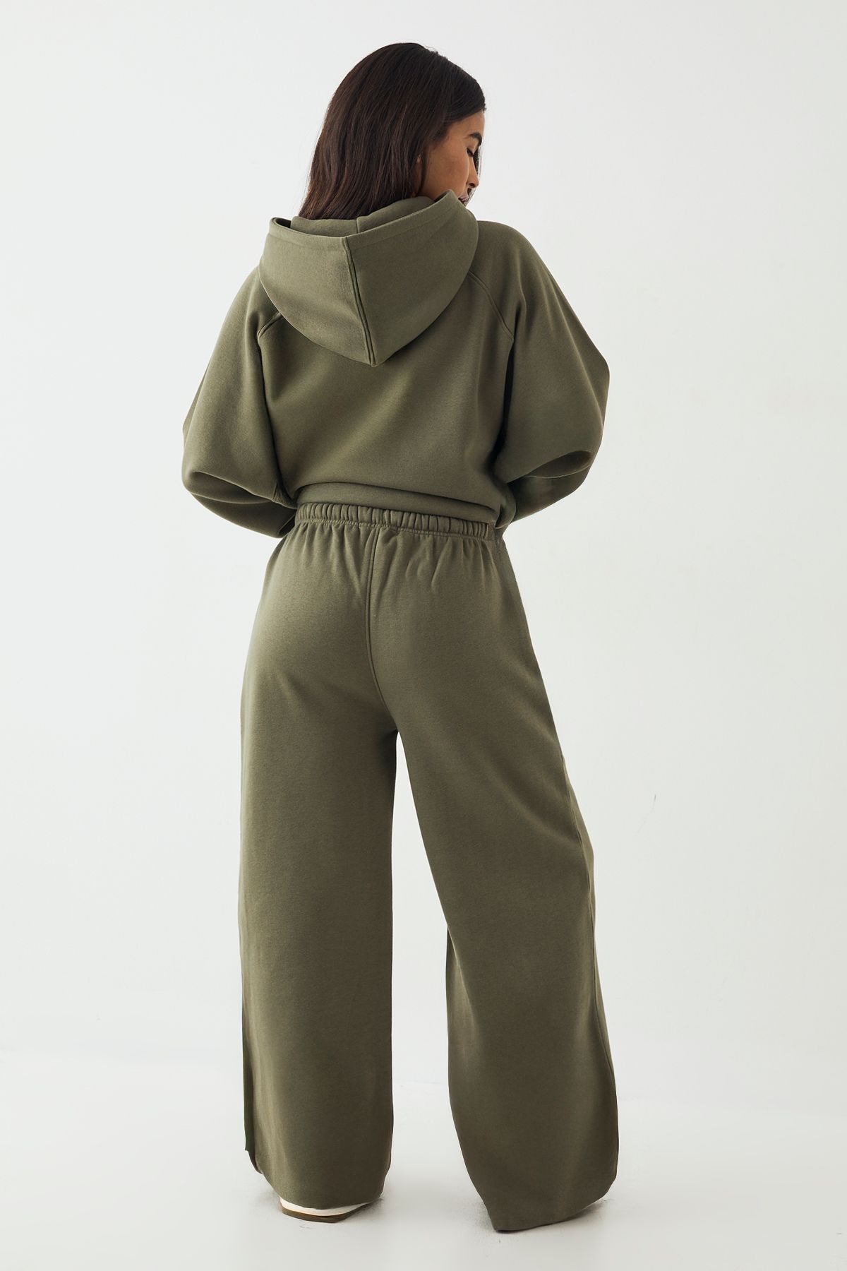 DSGN Studio DSGN Studio Script Straight Leg Jogger Olive image 2