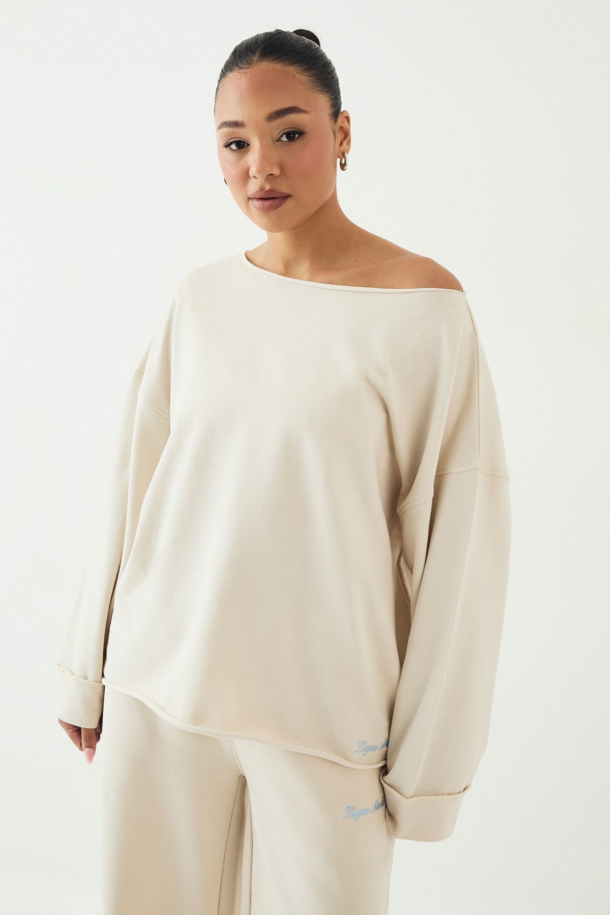DSGN Studio DSGN Studio Script Embroidered Off The Shoulder Sweatshirt Cream image 1
