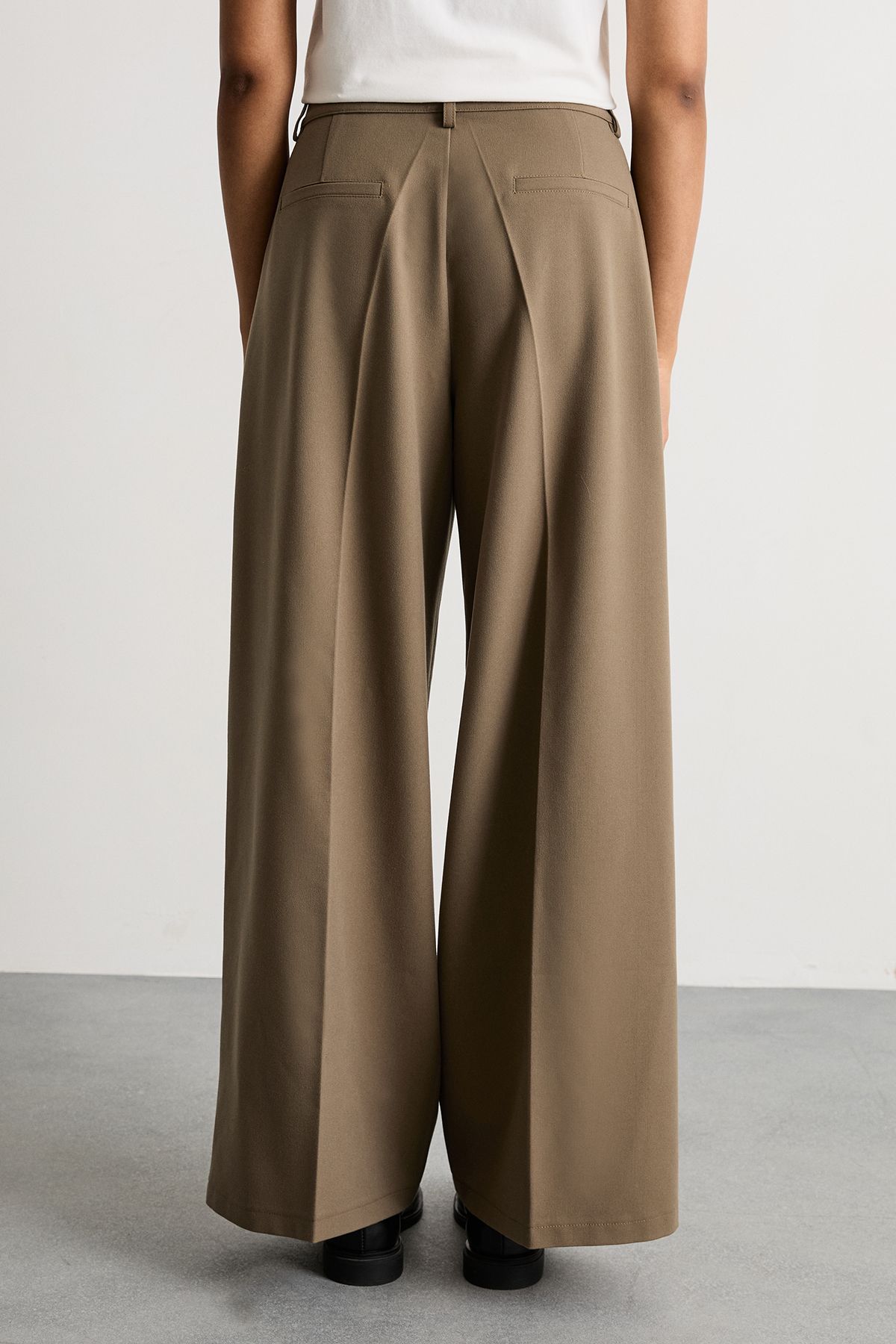 Warehouse Double Pleat Wide Leg Stone image 3