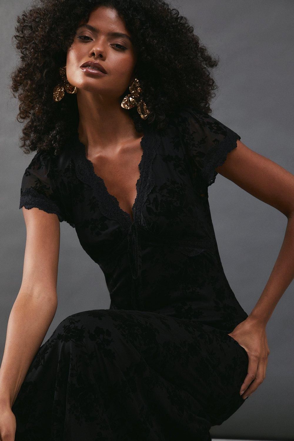 Warehouse Velvet Mesh Lace Insert Midi Tea Dress Black image 4