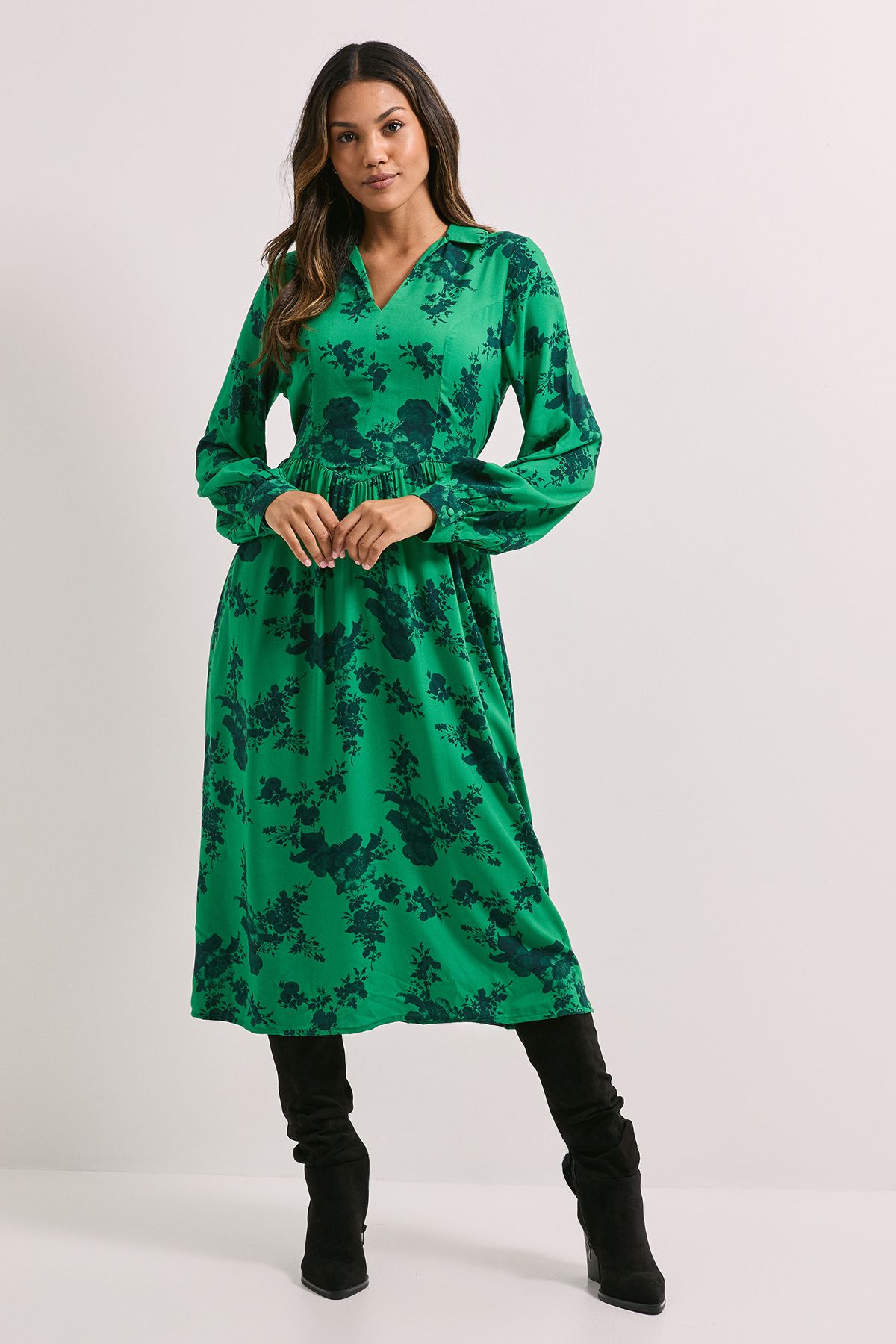 Dorothy Perkins Seam Detail Collared Blouson Sleeve Printed Midi Dress Green image 1