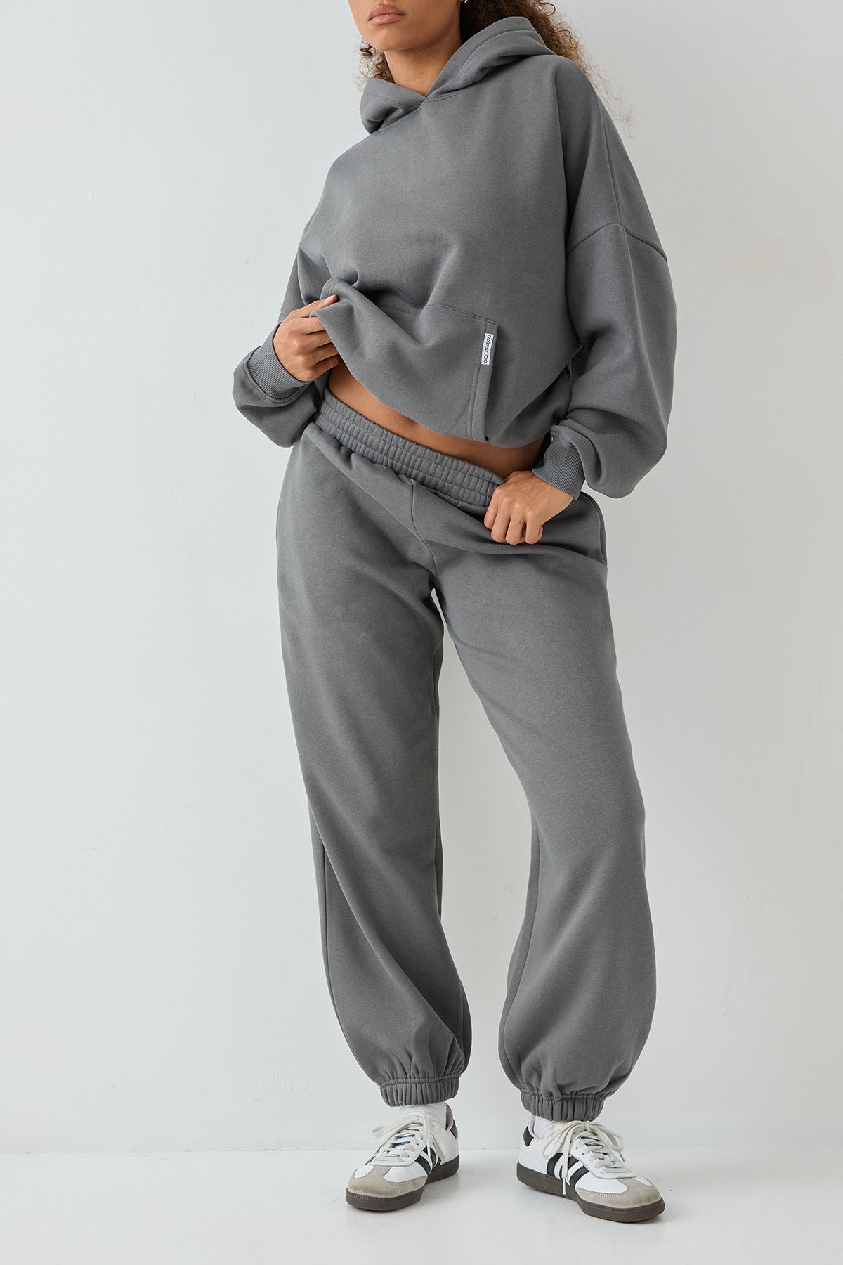 DSGN Studio DSGN Studio Oversized Cuffed Jogger Charcoal image 2
