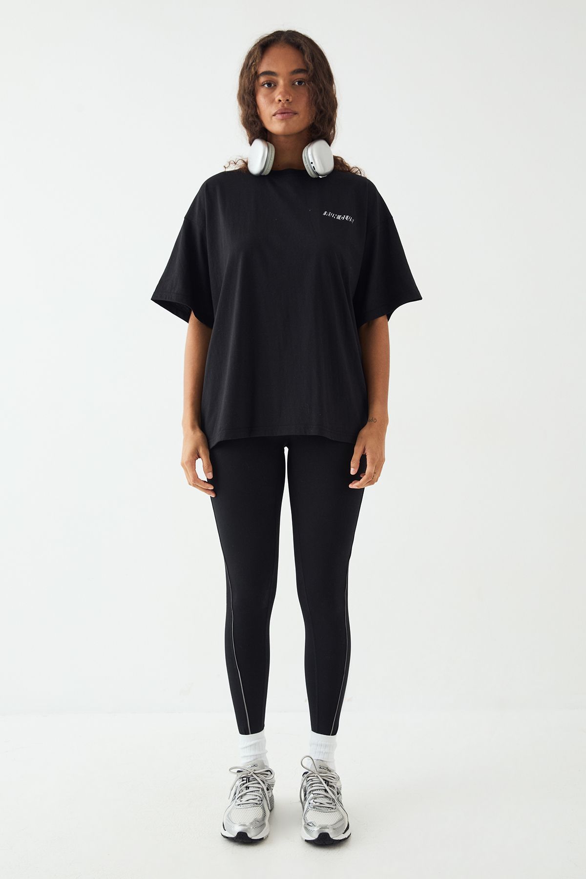 DSGN Studio DSGN Studio Run Club Printed Oversized T-shirt Black image 5