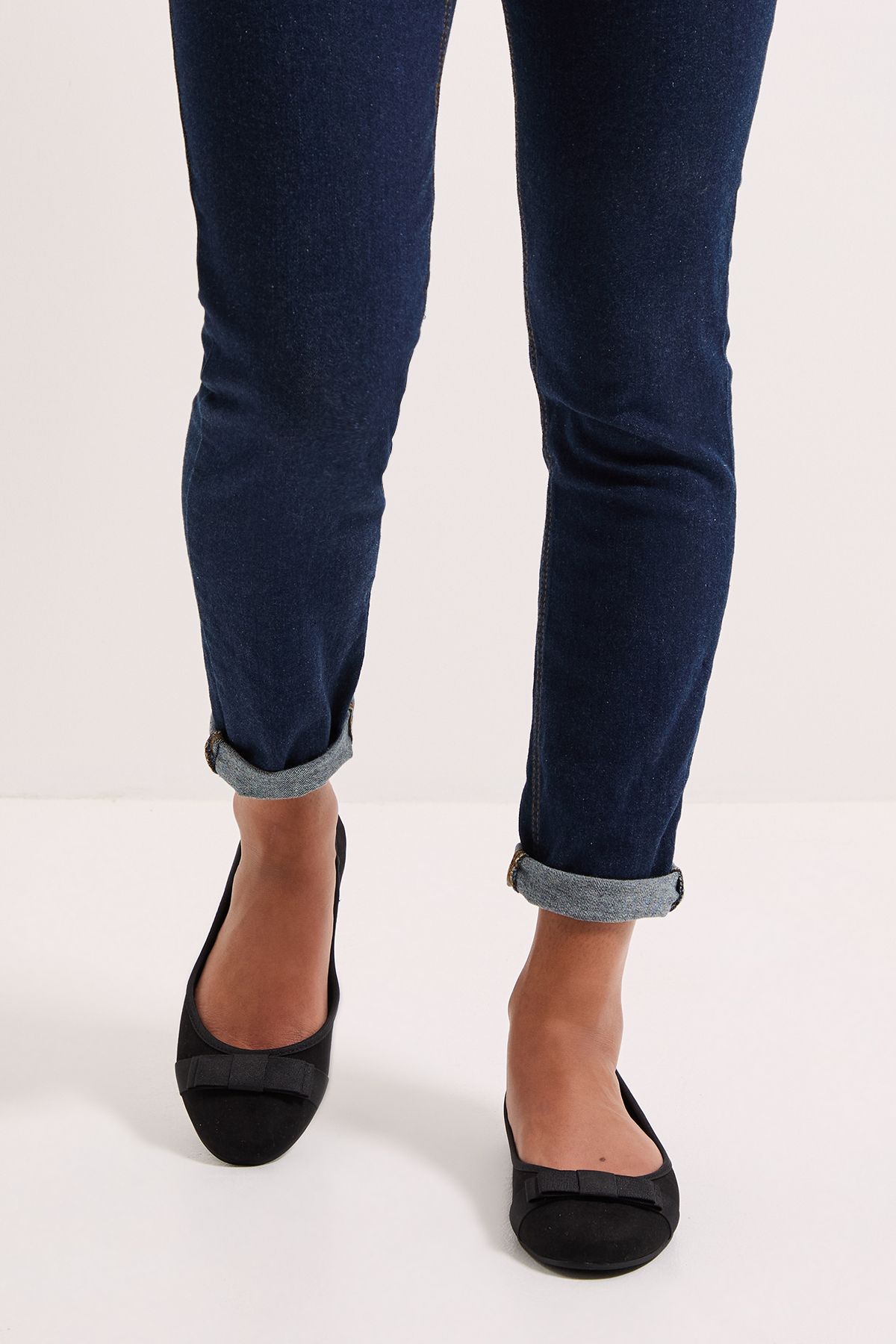 Dorothy Perkins Wide Fit Paris Bow Detail Ballet Pumps Natural Black image 3