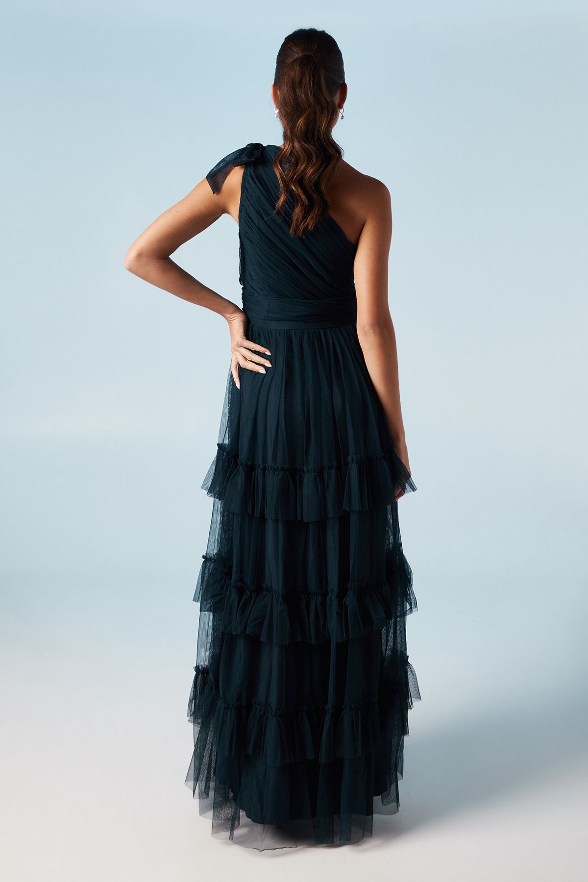Oasis Pleated Mesh One Shoulder Tiered Maxi Bridesmaid Maxi Dress Navy image 3