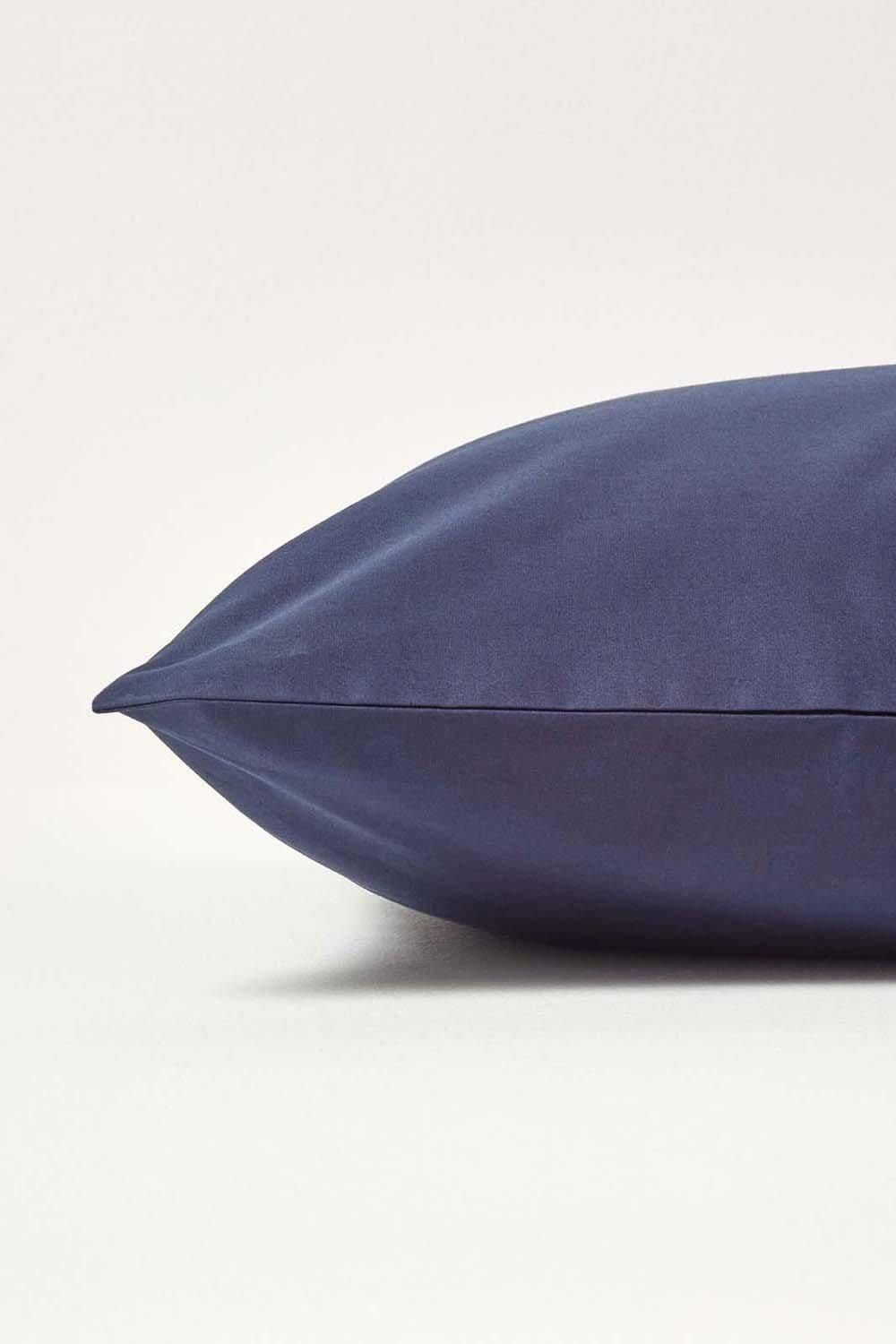 Homescapes Egyptian Cotton Housewife Pillowcase 200 TC, King Size image 2