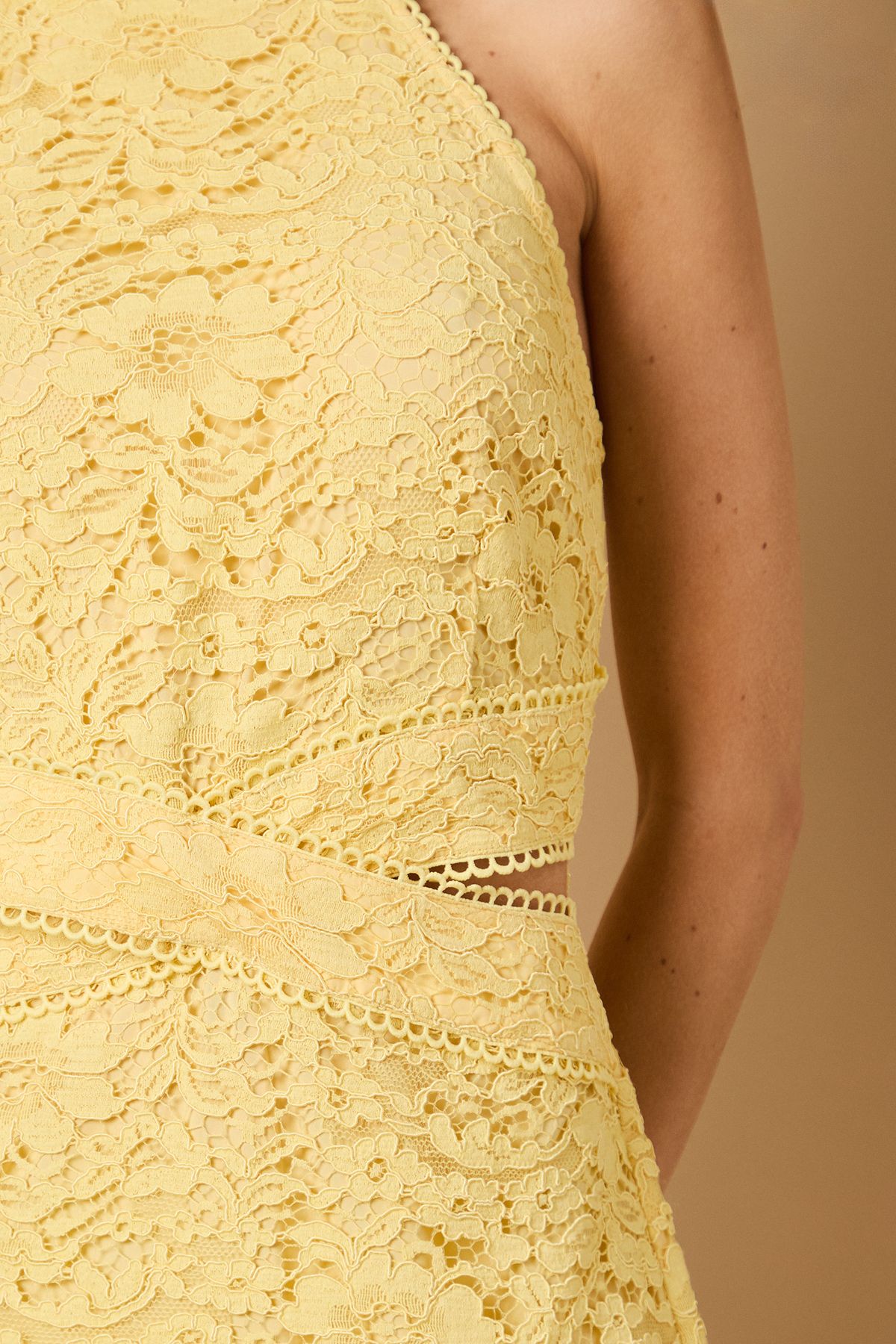 Oasis Lace Detail High Low Halterneck Midi Dress Lemon image 5