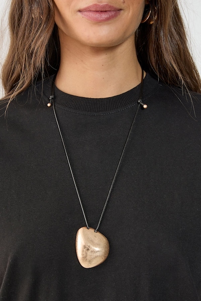 NastyGal Molten Circle Pendant Necklace Gold