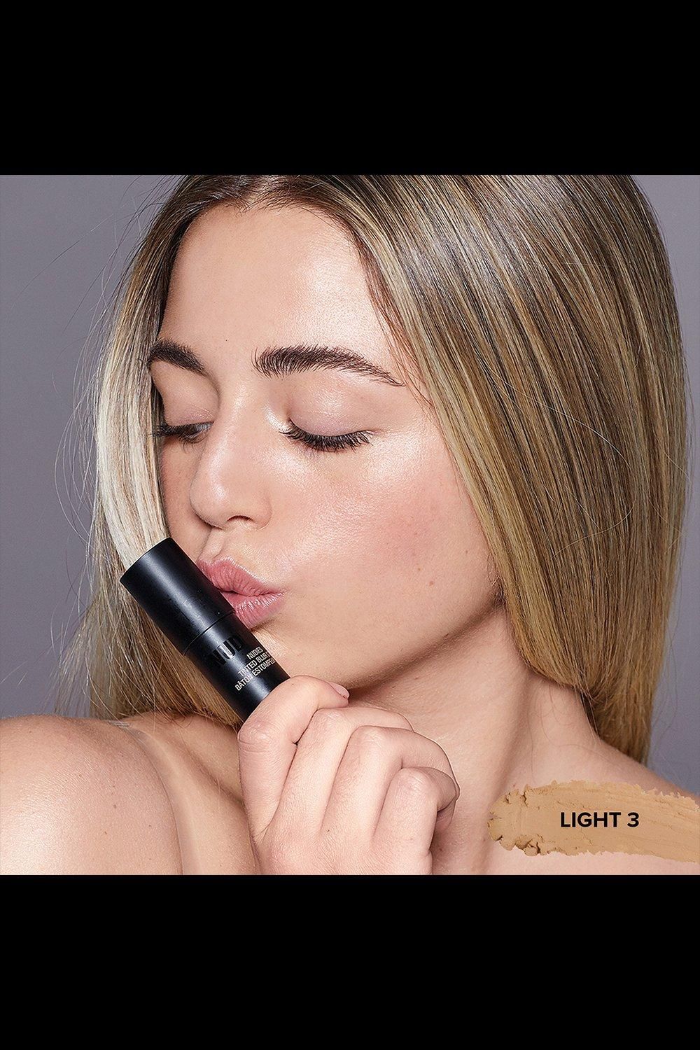 Nudestix Tinted Blur Stick Foundation Light 3 image 5