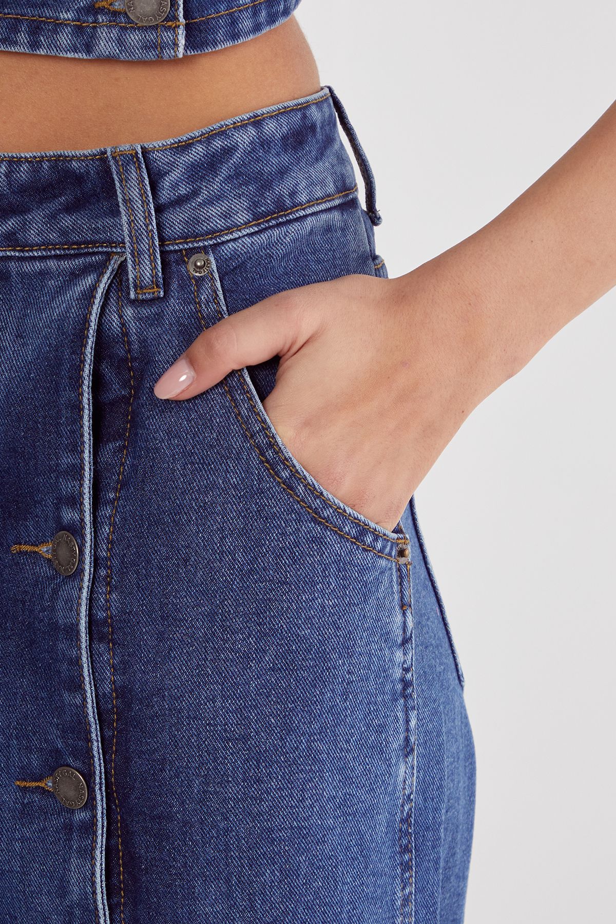 NastyGal Button Front Wide Leg Jean Dark Wash image 3