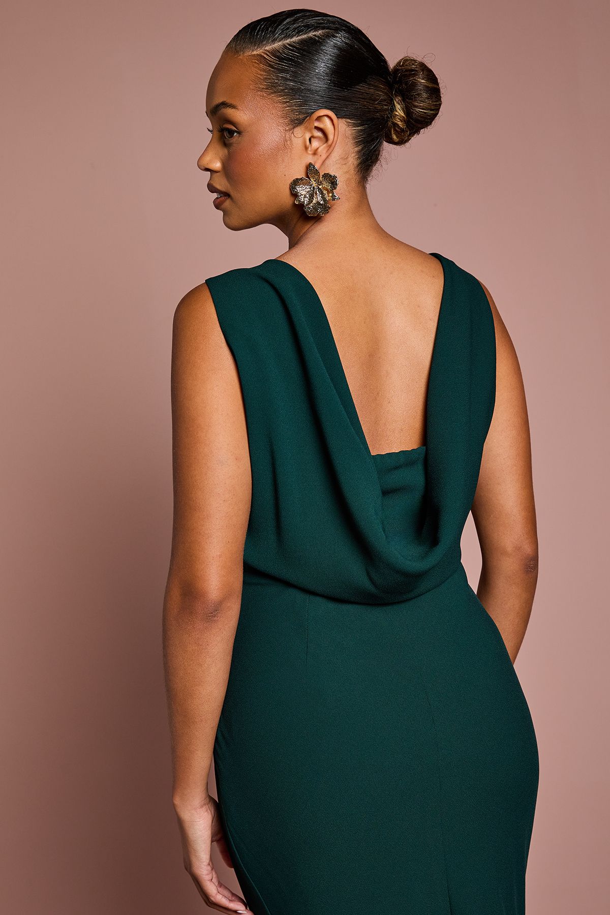 Coast Coast Honoured Petite Sleeveless Cowl Back Maxi Bridesmaid Dress Emerald image 4