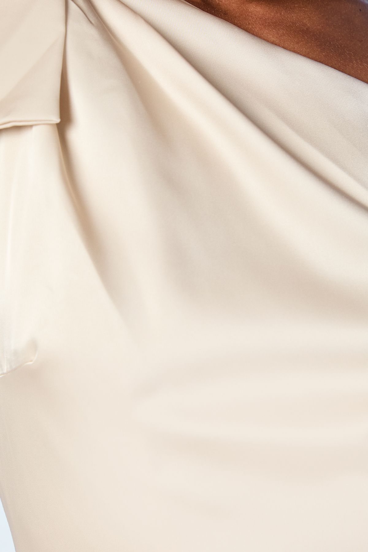 Coast Fallen Shoulder Bow Detail Bridesmaid Maxi Dress Champagne image 5