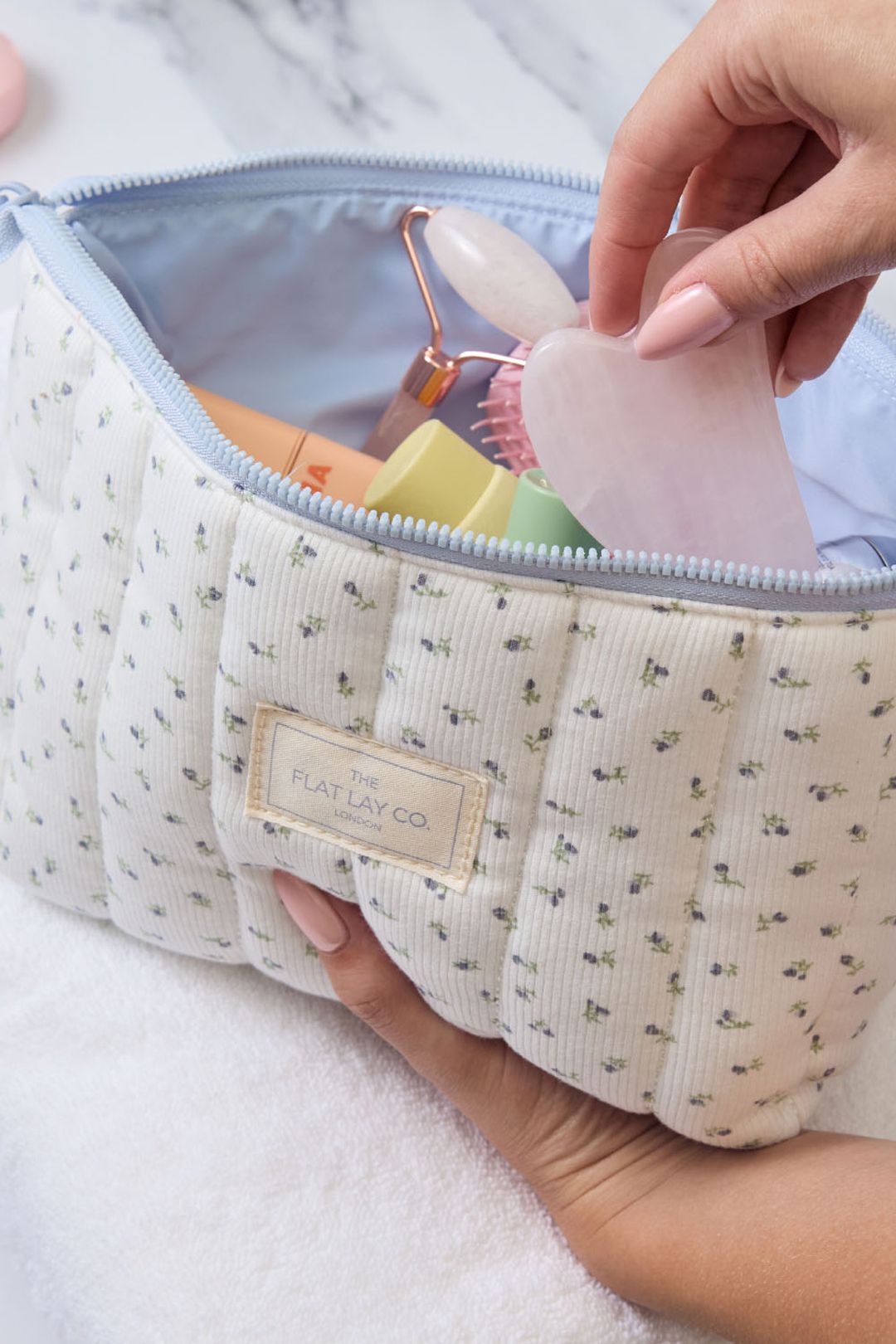 The Flat Lay Co Essential Makeup Pouch - Cozy Cotton Ditsy Floral Multi image 6