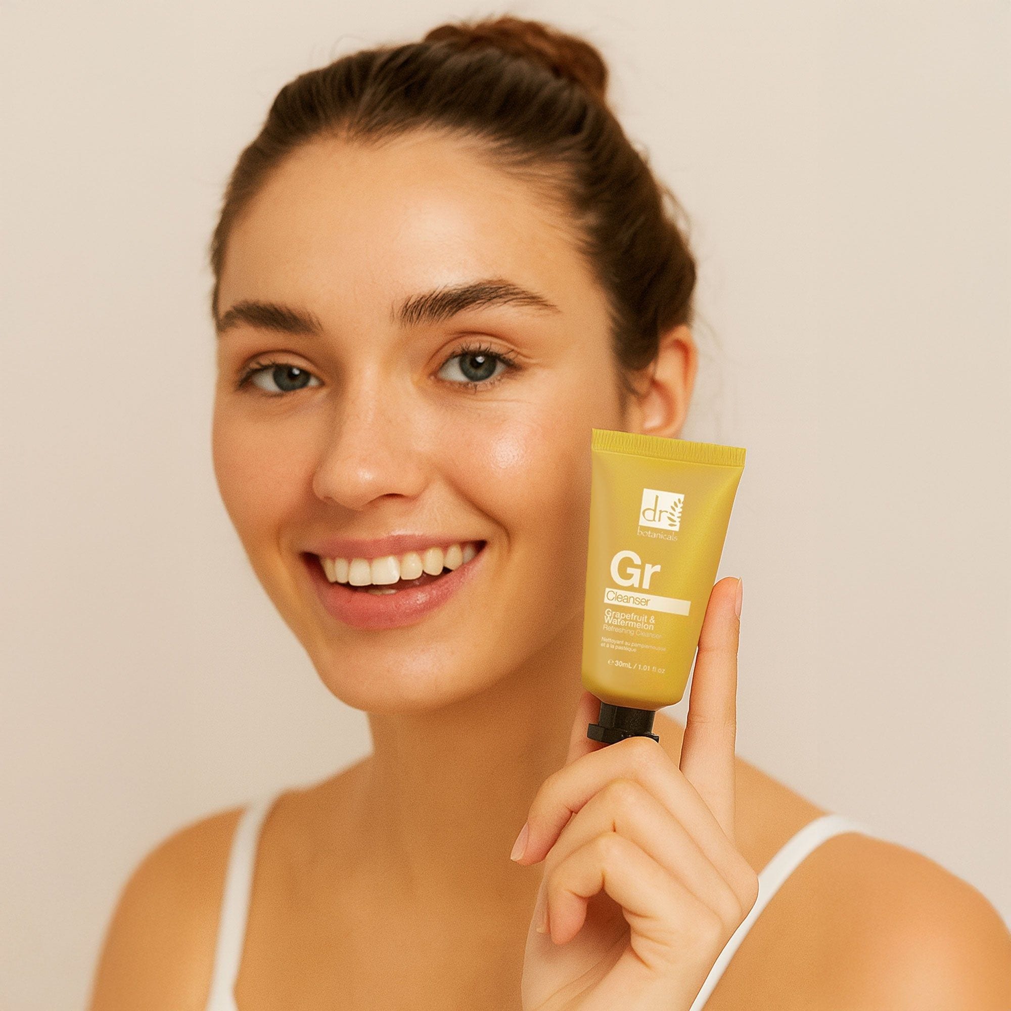 Dr. Botanicals Grapefruit & Watermelon Refreshing Cleanser 30ml image 3