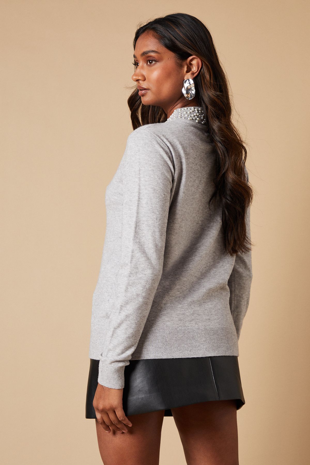 Oasis Pearl Necklace Jumper Grey Marl image 3