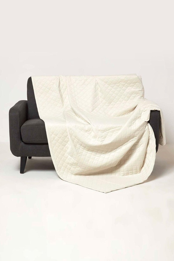 Homescapes Diamond Quilted Velvet Throw
