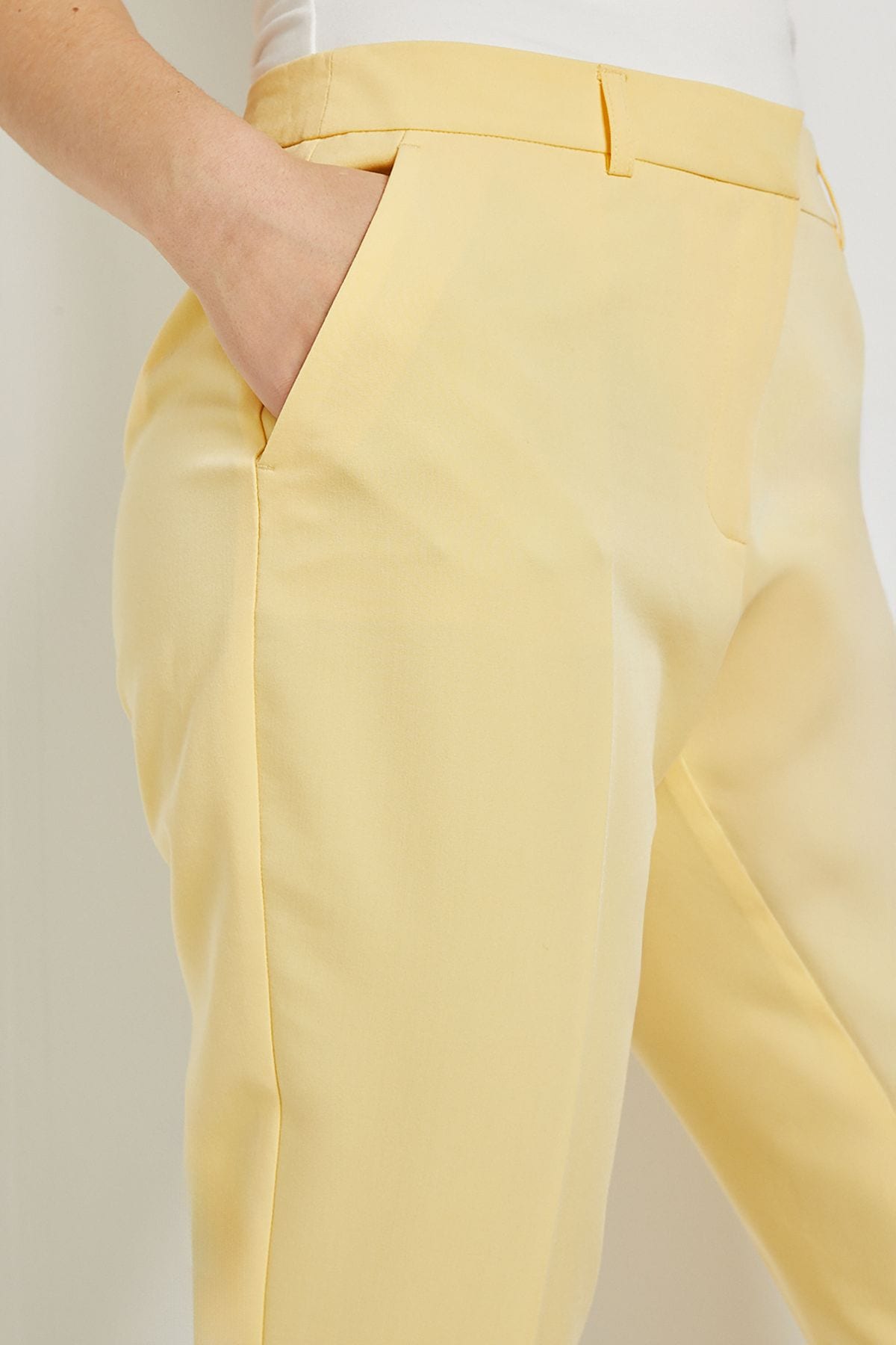 Dorothy Perkins Ankle Grazer Trouser Lemon image 4