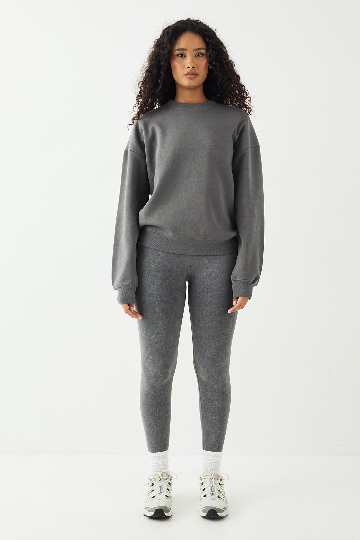 DSGN Studio DSGN Studio Crew Neck Oversized Sweatshirt Charcoal image 5