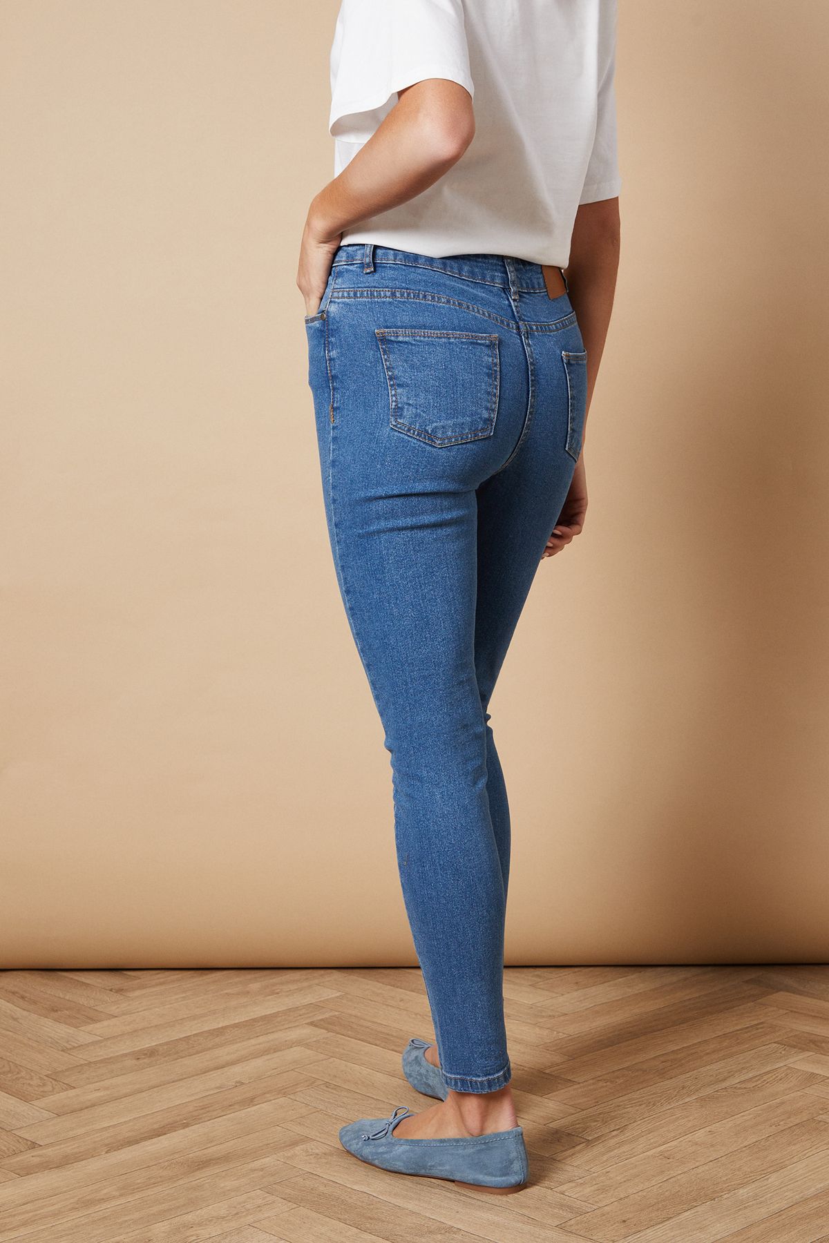 Oasis Jade Mid Rise Skinny Jeans Mid Wash image 3