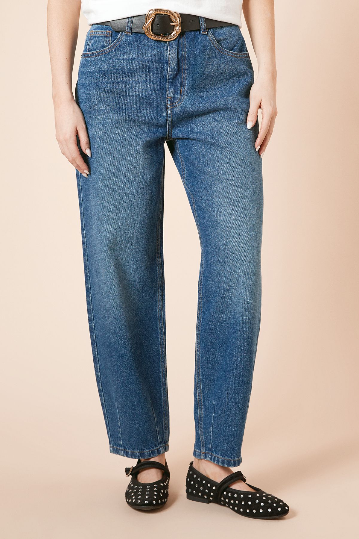 Dorothy Perkins Barrel Leg Jean Mid Wash image 2