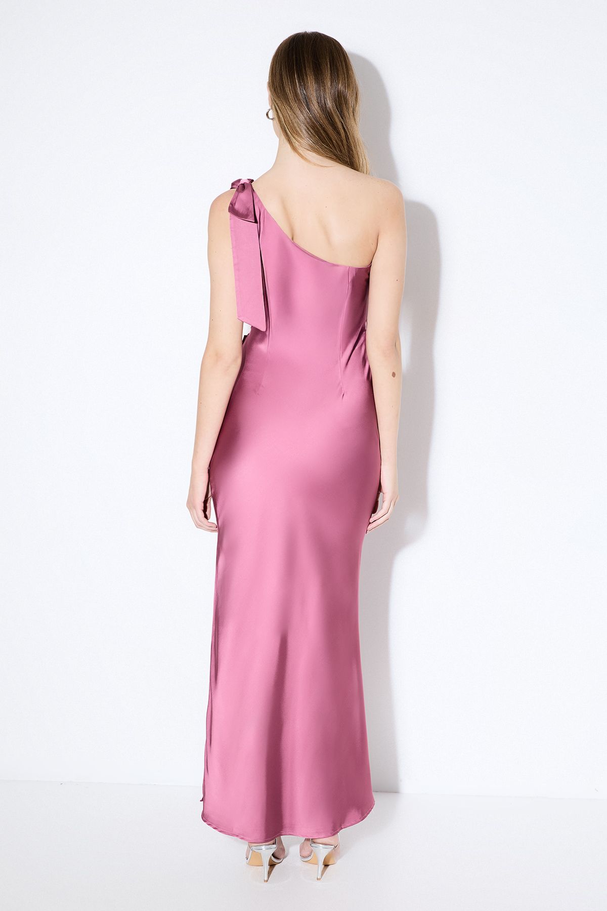 MissPap Asymmetric Shoulder Bow Detail Bridesmaid Dress Berry image 3