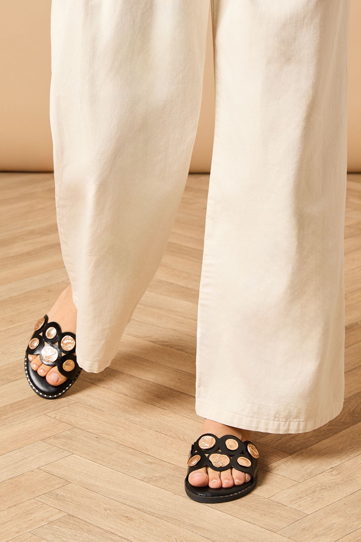 Oasis Mandy Faux Leather Metal Detail Sliders Black image 3