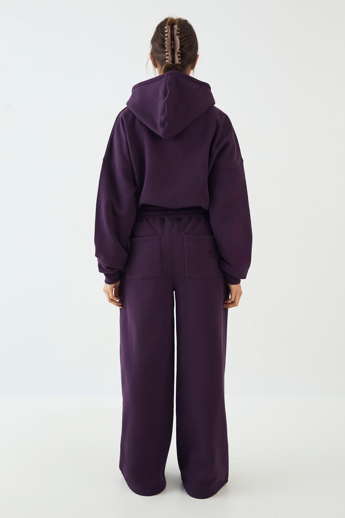 DSGN Studio DSGN Studio Towelling Applique Straight Leg Jogger Aubergine image 2