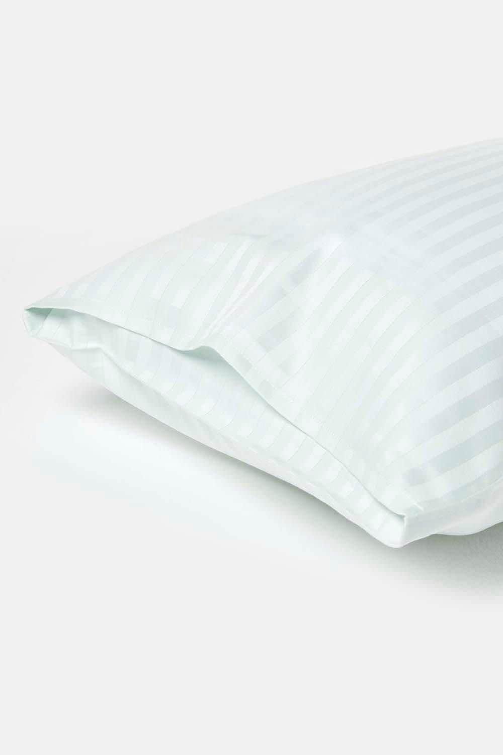 Homescapes Cotton Stripe Kids Pillowcases 40 x 60 cm 330 Thread Count, 2 Pack image 2