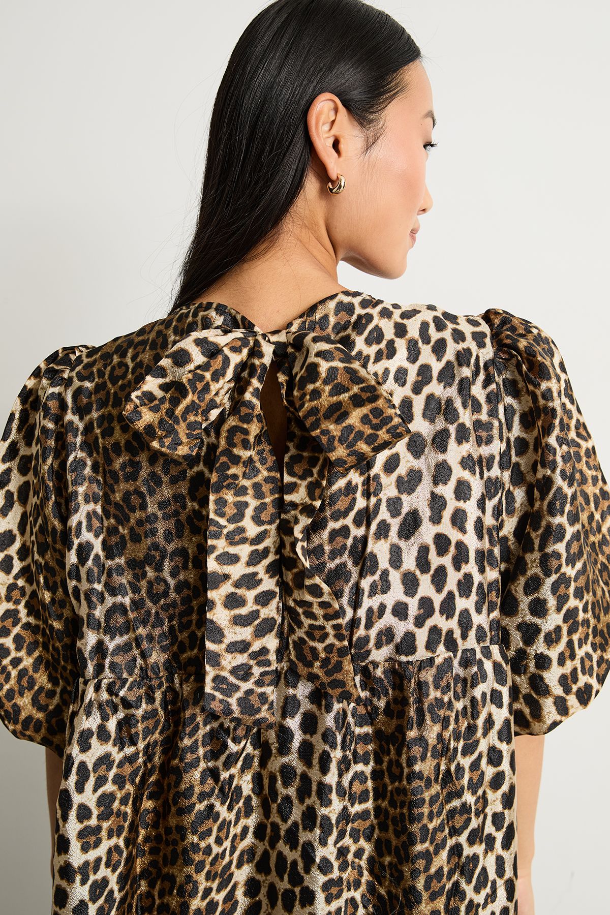 Warehouse Petite Animal Organza Puff Sleeve Midi Smock Dress Animal image 4