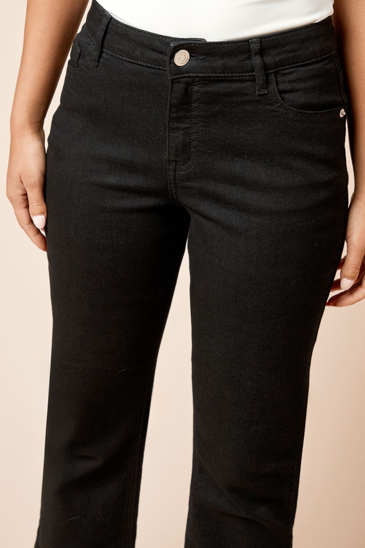 Dorothy Perkins Petite Comfort Stretch Bootcut Jeans Black image 4