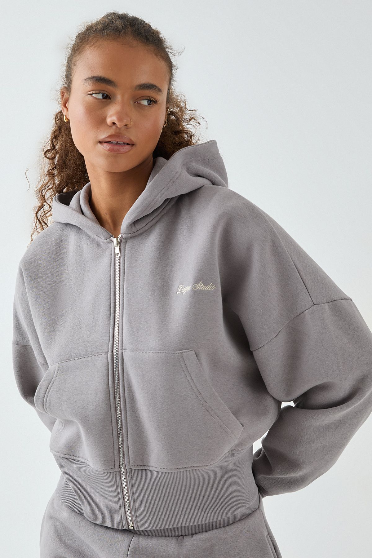 DSGN Studio DSGN Studio Deep Hem Boxy Crop Zip Through Hooded Tracksuit Charcoal image 5