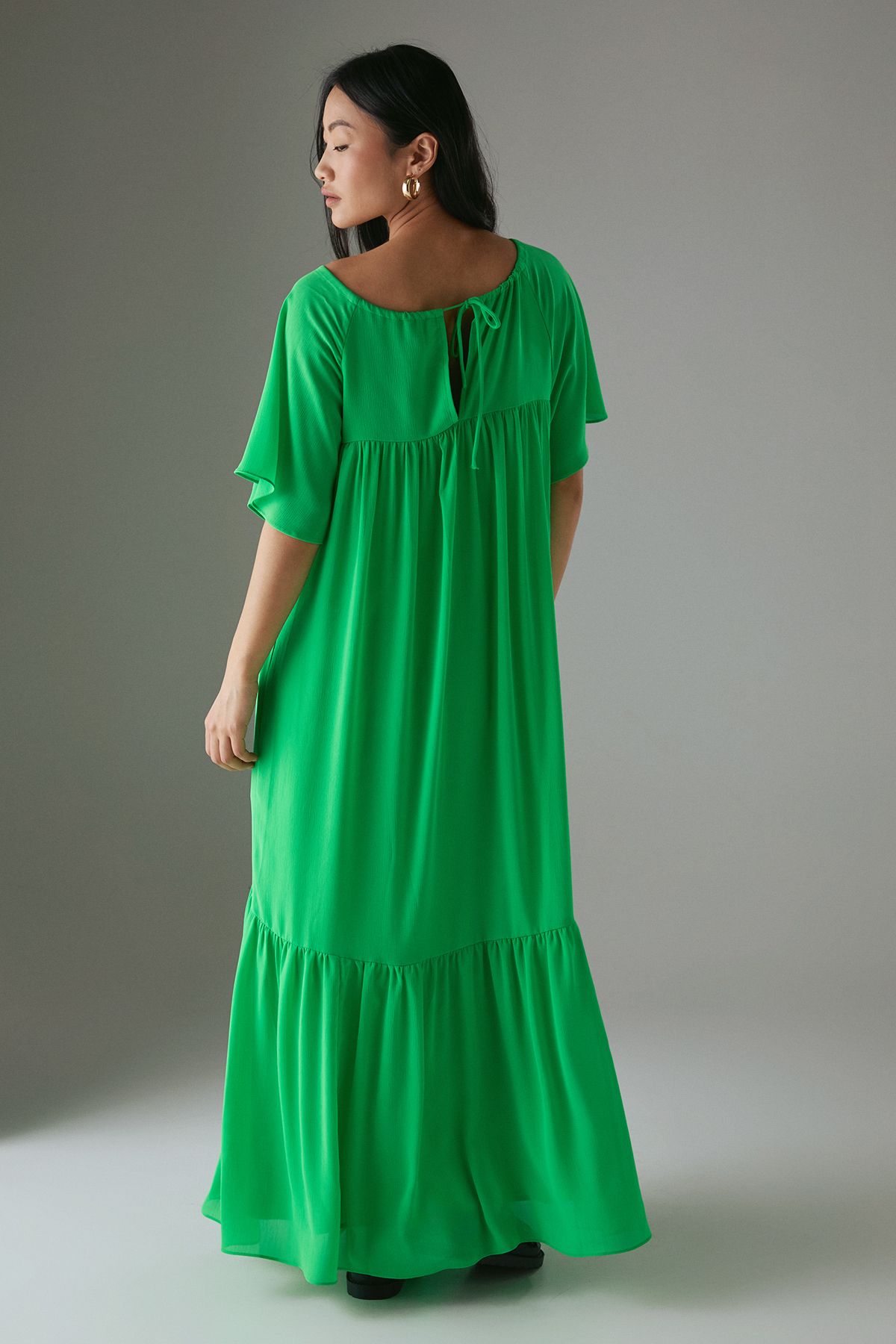 Warehouse Petite Chiffon Tier Smock Midi Dress Green image 3