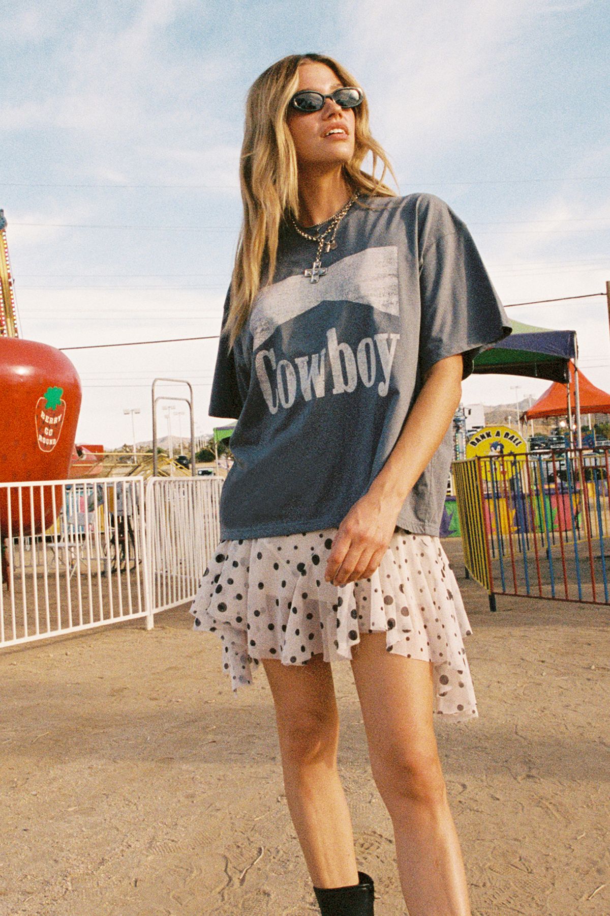 NastyGal Cowboy Oversized Graphic T-Shirt Charcoal image 2
