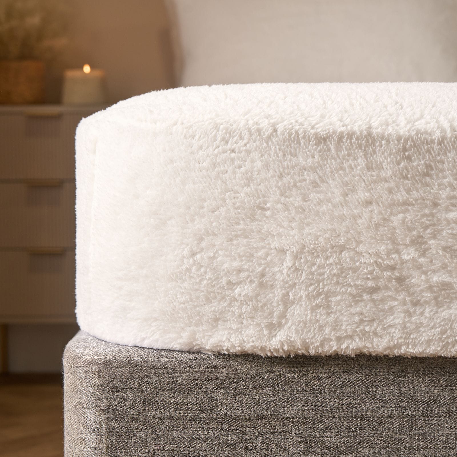 OHS Teddy Fleece Thermal Fitted Bed Sheet image 2