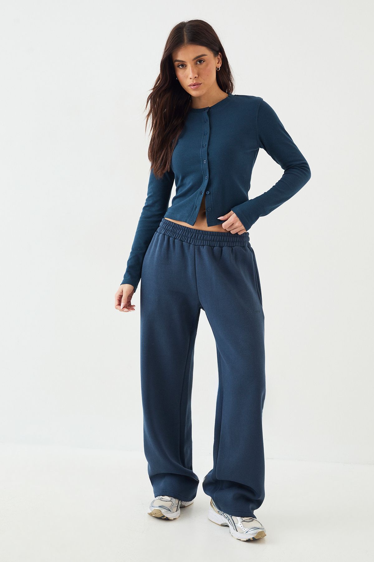 DSGN Studio DSGN Studio Button Through Crew Neck Long Sleeve Top Indigo image 3