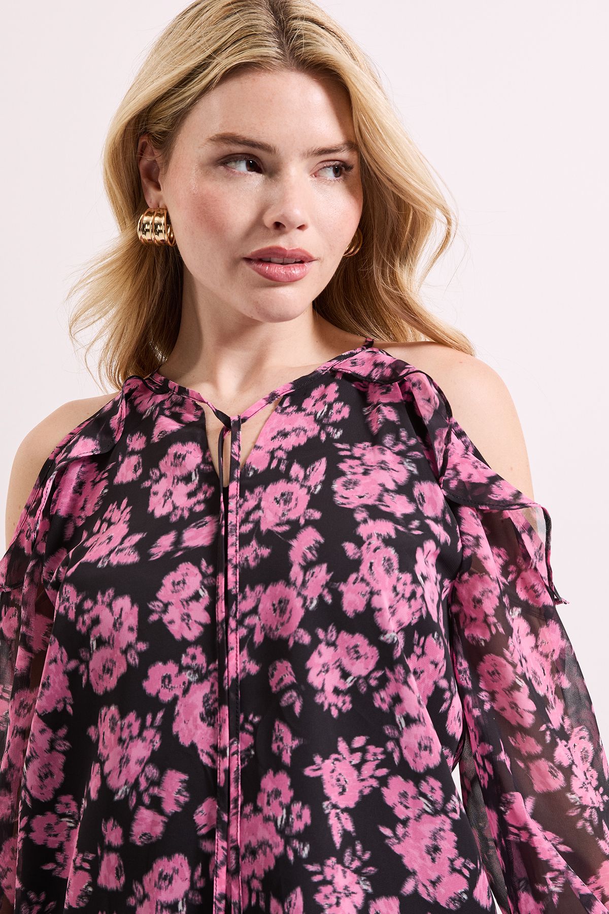 Dorothy Perkins Floral Ruffle Detail Printed Chiffon Top Floral image 3