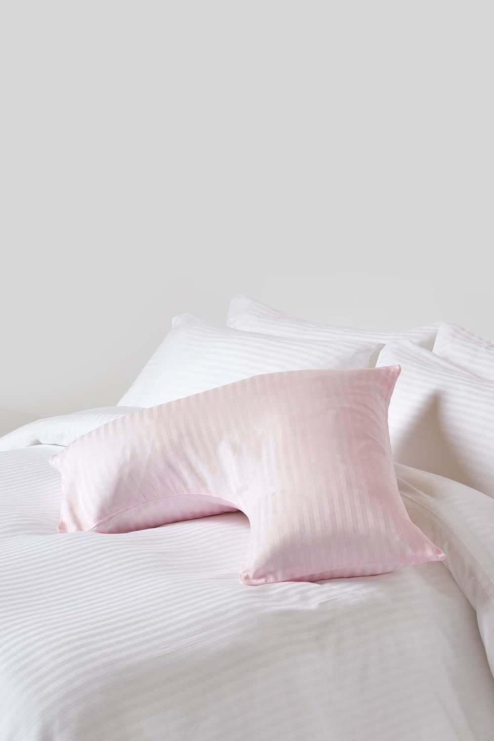 Homescapes Egyptian Cotton Super Soft V Shaped Pillowcase 330 TC image 2