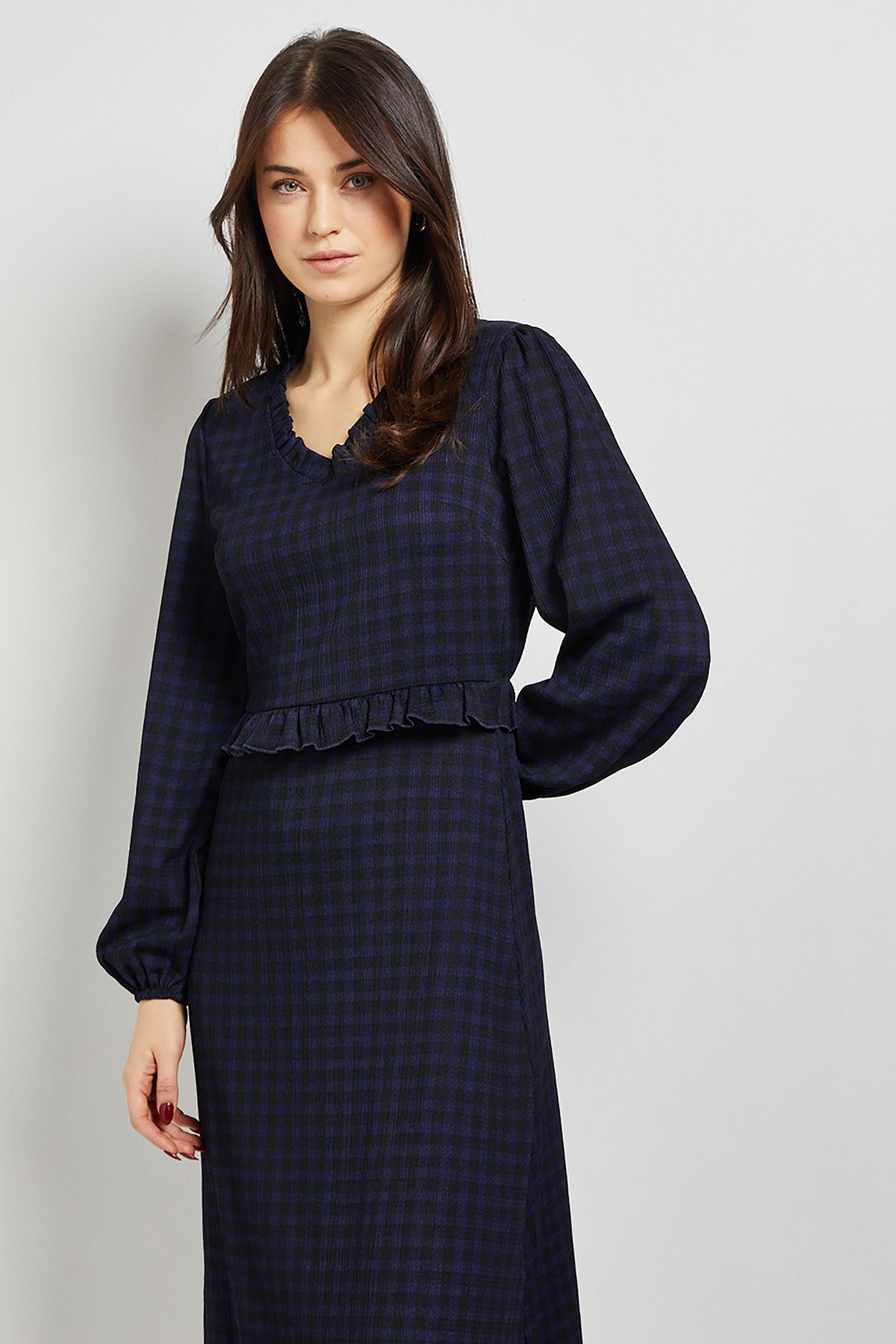 Dorothy Perkins Gingham Frill Scoop Neck Blouson Sleeve Jersey Midi Dress Gingham image 2