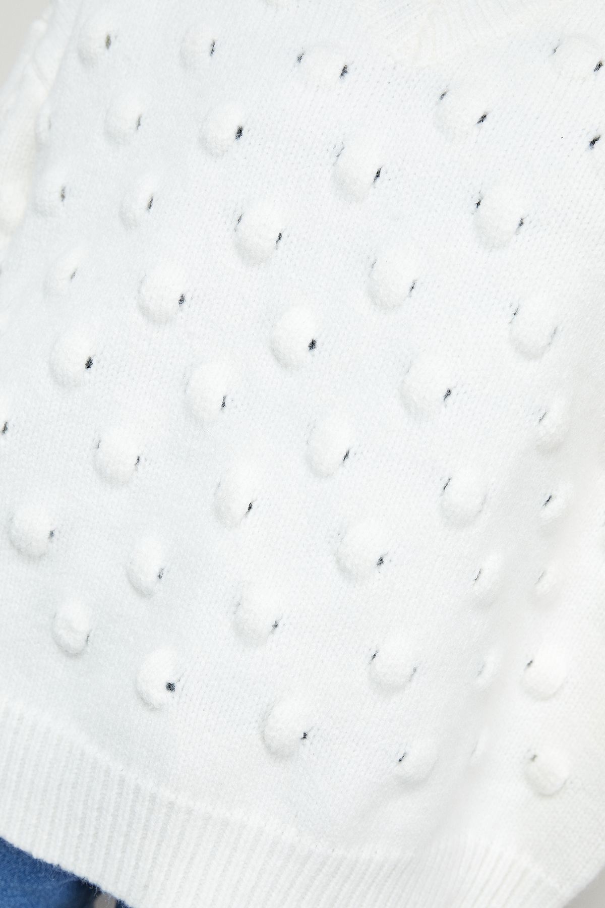 Warehouse Bubble Knit Slouchy V Neck Jumper Ivory image 5