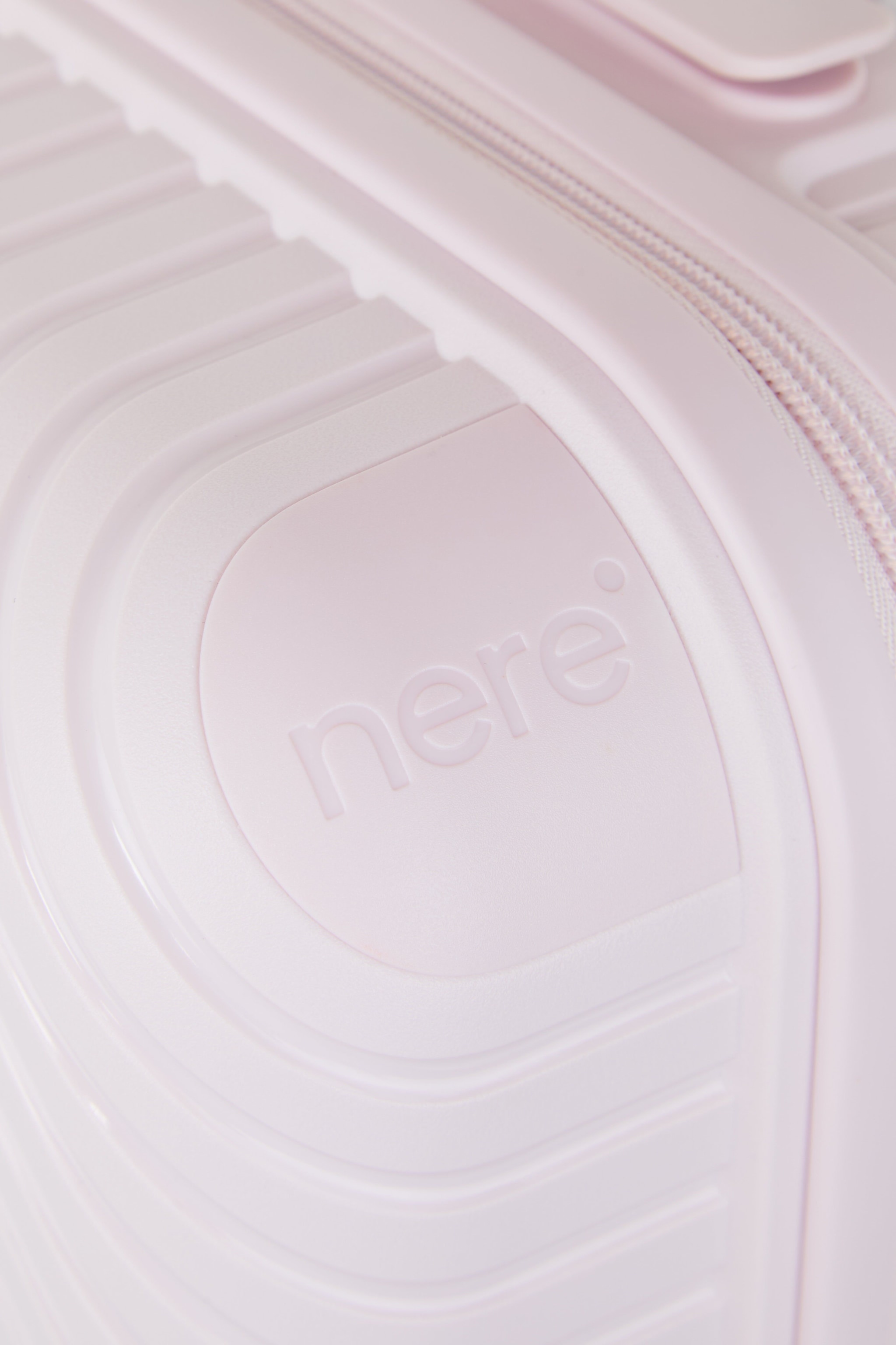 Nere Travel Bondi Small Suitcase image 6