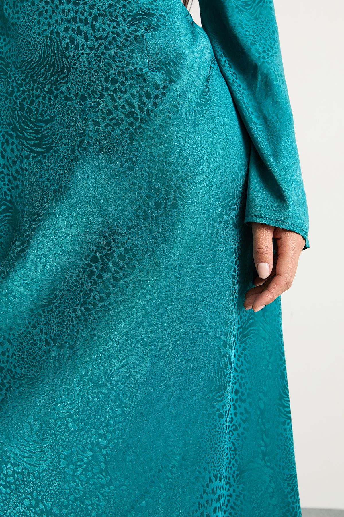 Warehouse Petite Satin Jacquard Lace Insert Godet Midi Dress Teal image 5